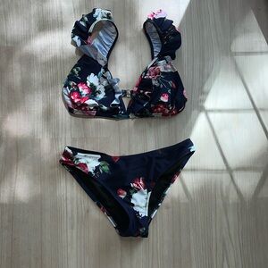 Cupshe matching bikini set